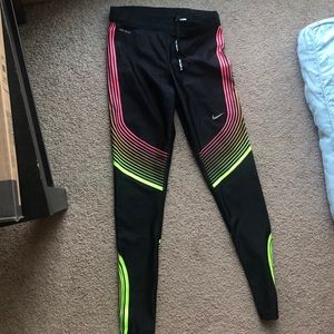 Barely worn, Nike leggings, size small